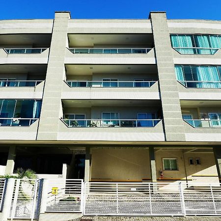 Edificio Costa Mar - Centro De Bombinhas Appartement Buitenkant foto